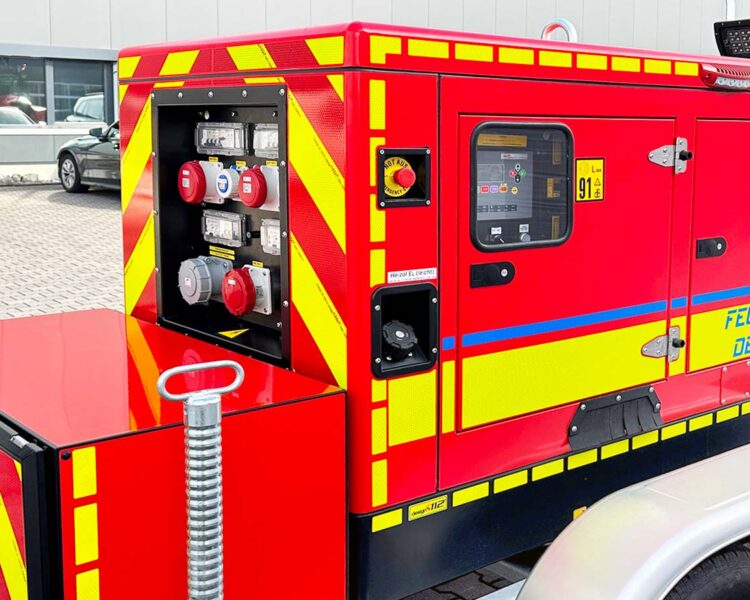 Flutlichtaggregat Feuerwehr 4 x 160 Watt